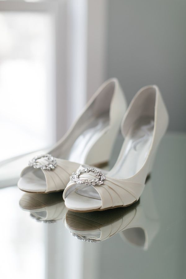 Buty ślubne – jak wybrać wygodną i stylową parę?